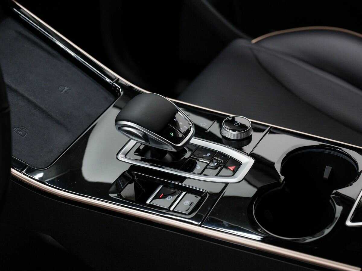 OMODA C5, 2023 Фото №16