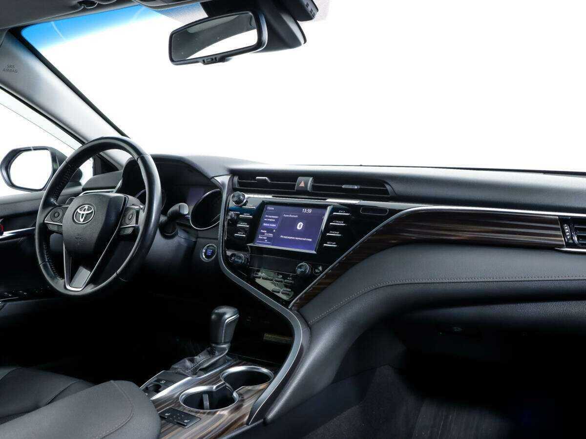 Toyota Camry, 2018 Фото №9