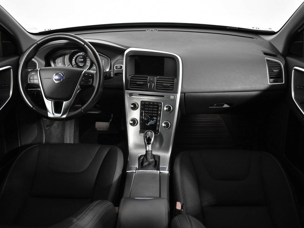 Volvo XC60, 2017 Фото №10