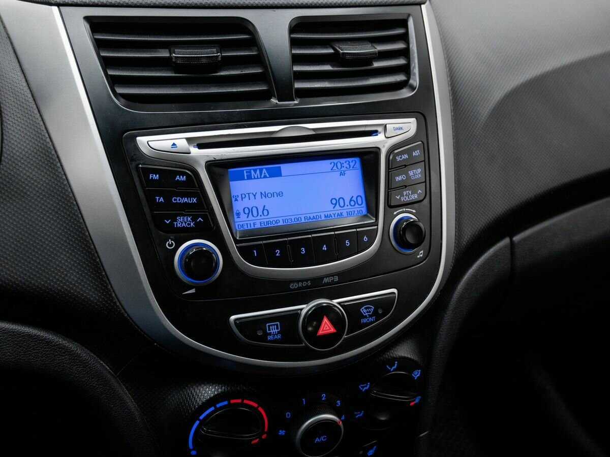 Hyundai Solaris, 2013 Фото №18