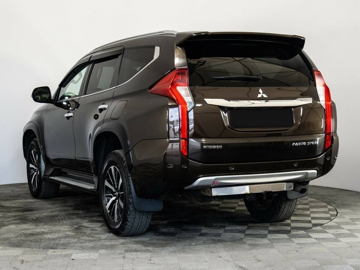 Mitsubishi Pajero Sport, 2019 Фото №8