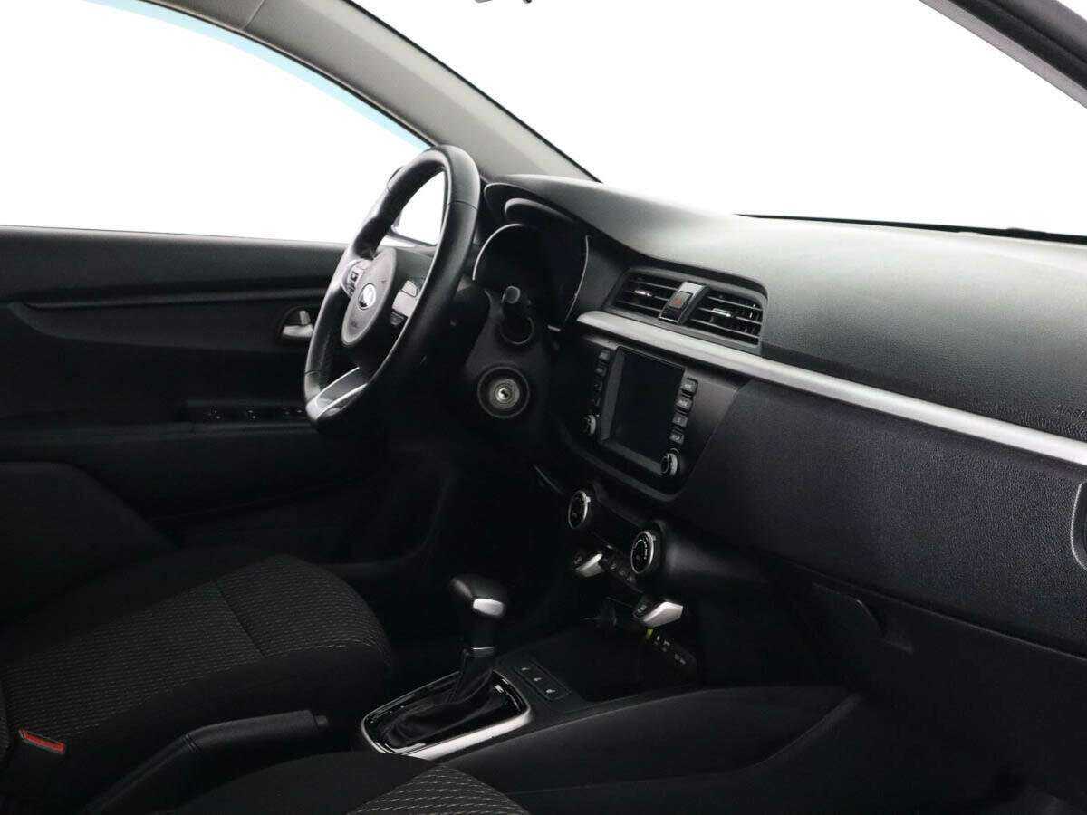 Kia Rio X-Line, 2019 Фото №7