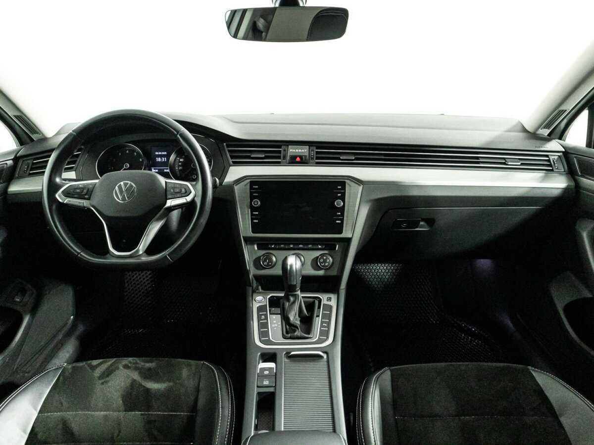 Volkswagen Passat, 2021 Фото №13