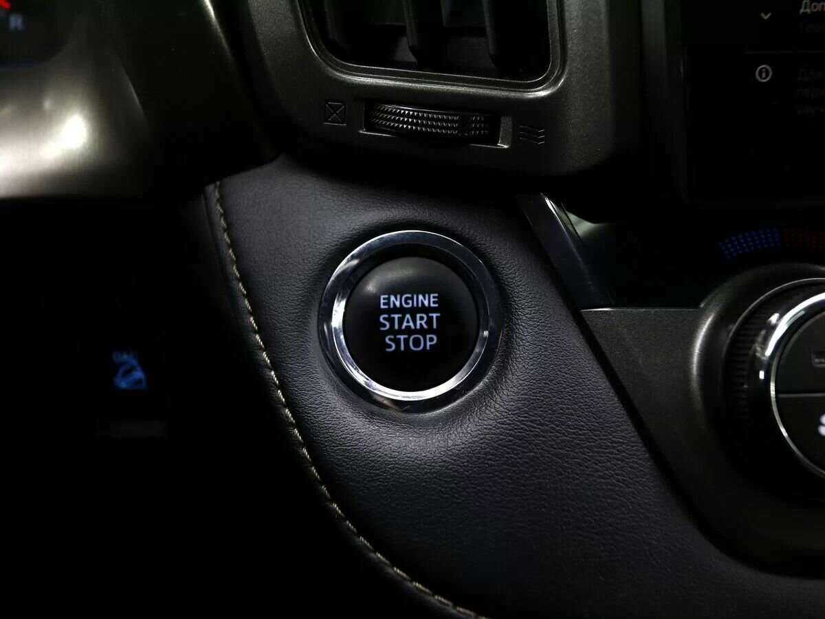 Toyota RAV4, 2013 Фото №17