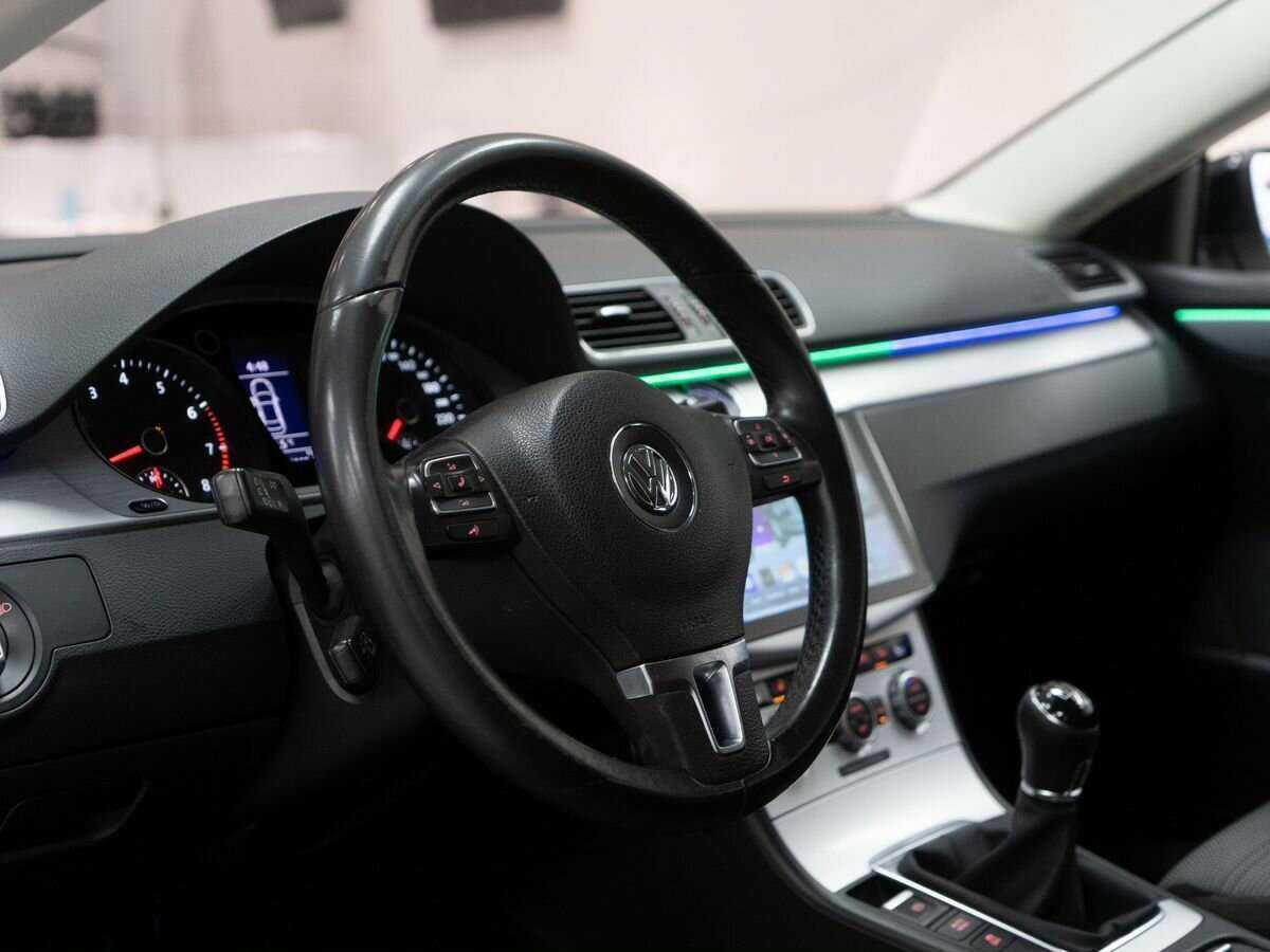 Volkswagen Passat CC, 2012 Фото №5