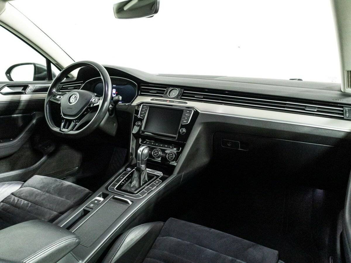 Volkswagen Passat, 2017 Фото №9