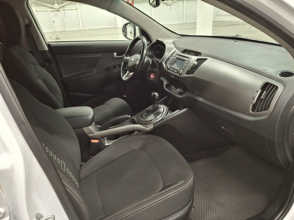 Kia Sportage III Рестайлинг, 2014 Фото №11
