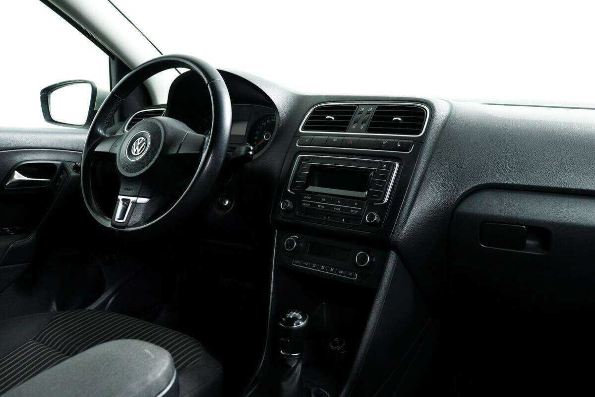 Volkswagen Polo, 2012 Фото №9