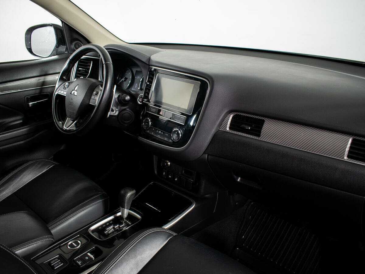 Mitsubishi Outlander, 2020 Фото №9