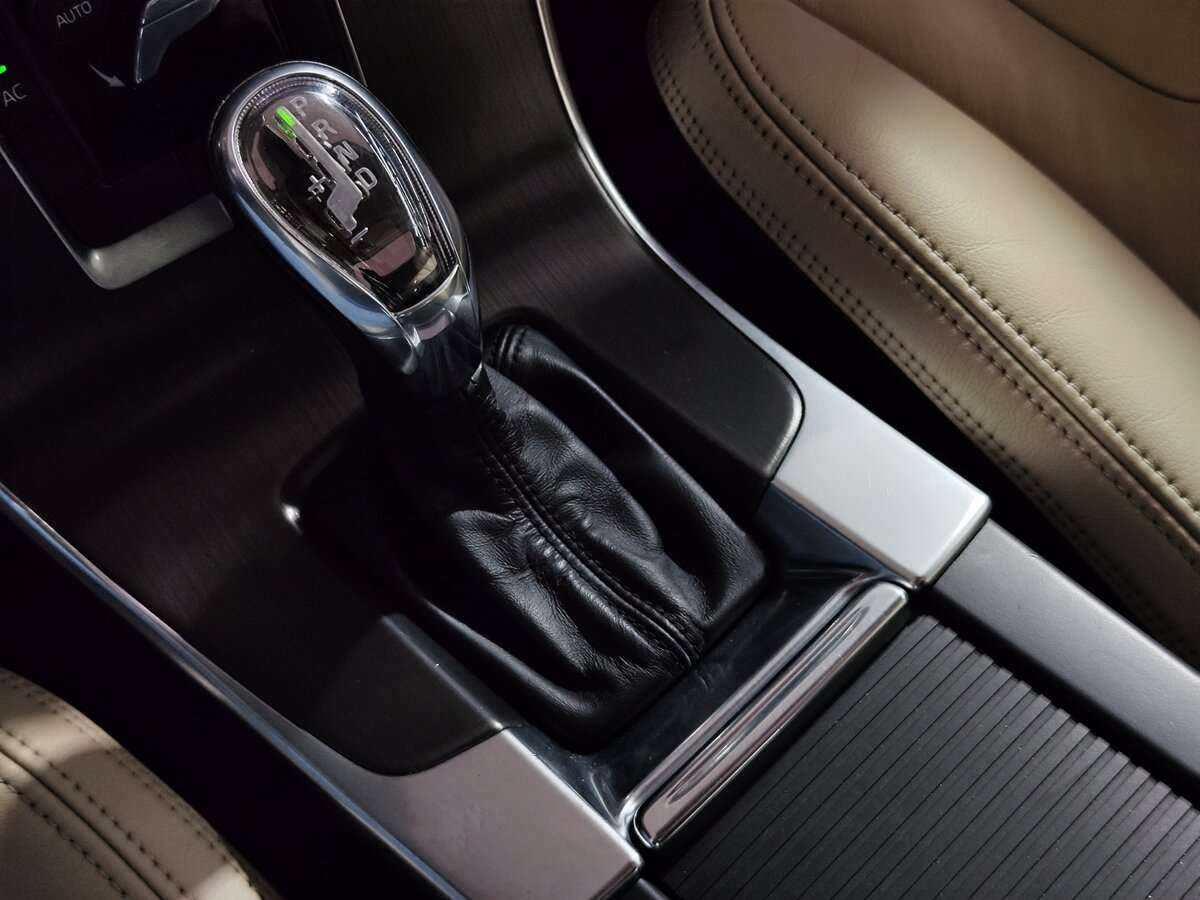 Volvo S60, 2012 Фото №14