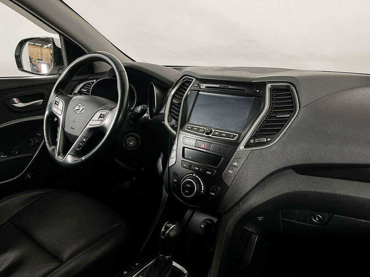 Hyundai Santa Fe, 2017 Фото №9