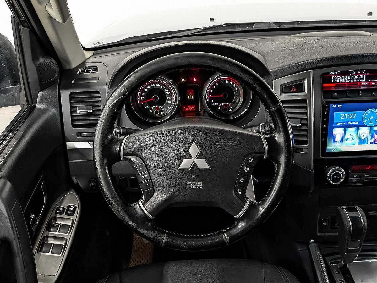 Mitsubishi Pajero, 2014 Фото №21
