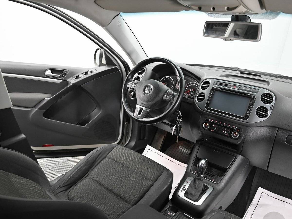 Volkswagen Tiguan, 2012 Фото №7