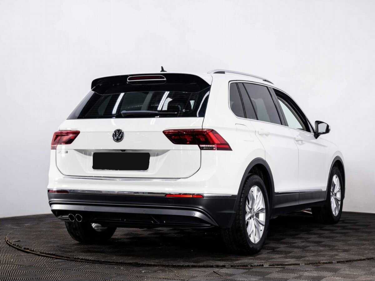 Volkswagen Tiguan, 2018 Фото №6