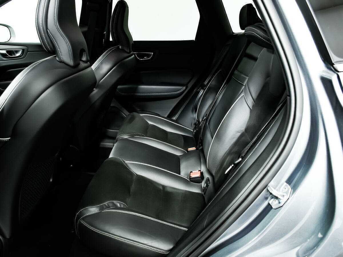 Volvo XC60, 2019 Фото №12