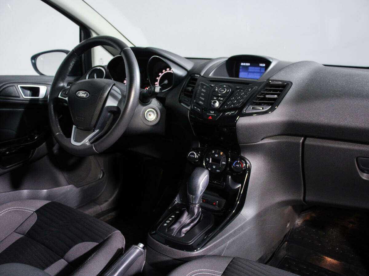 Ford Fiesta, 2015 Фото №9