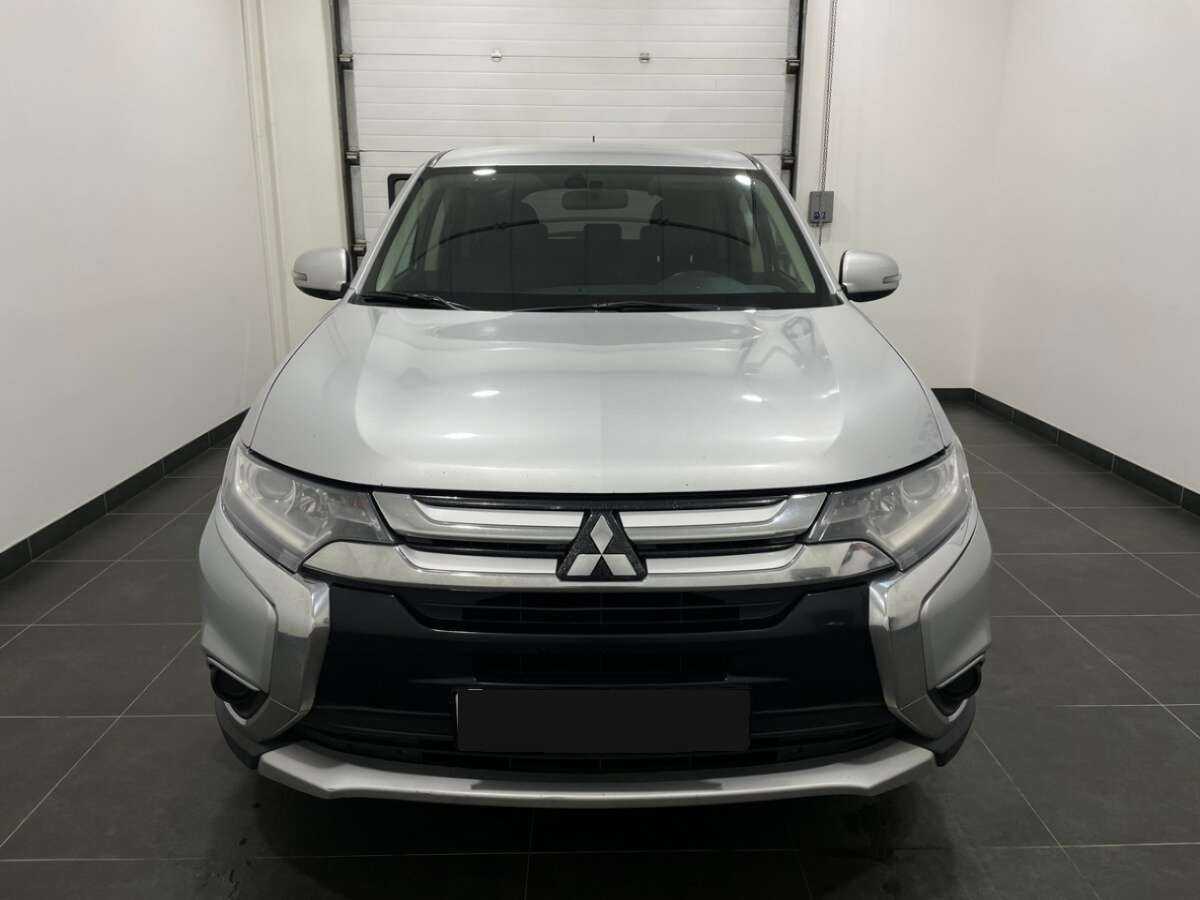 Mitsubishi Outlander, 2016 Фото №2