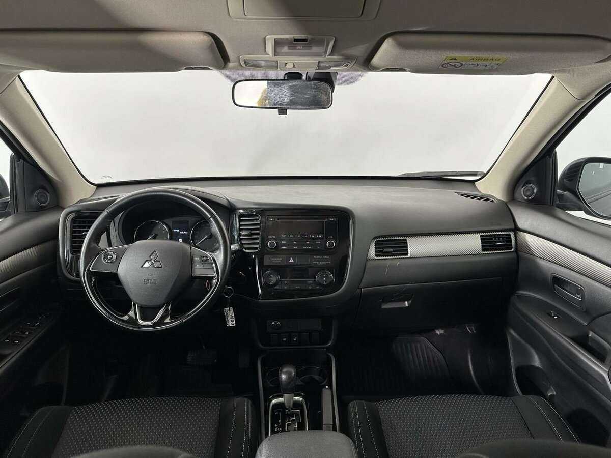 Mitsubishi Outlander, 2017 Фото №7