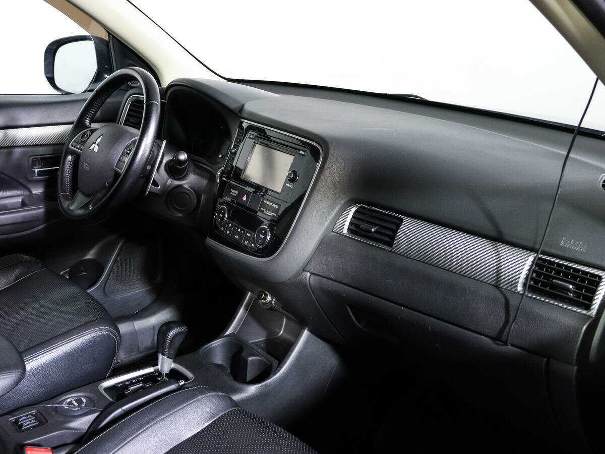 Mitsubishi Outlander, 2013 Фото №7
