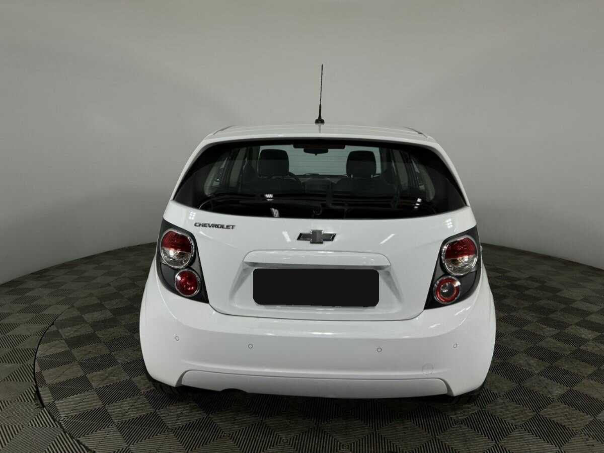 Chevrolet Aveo, 2014 Фото №3