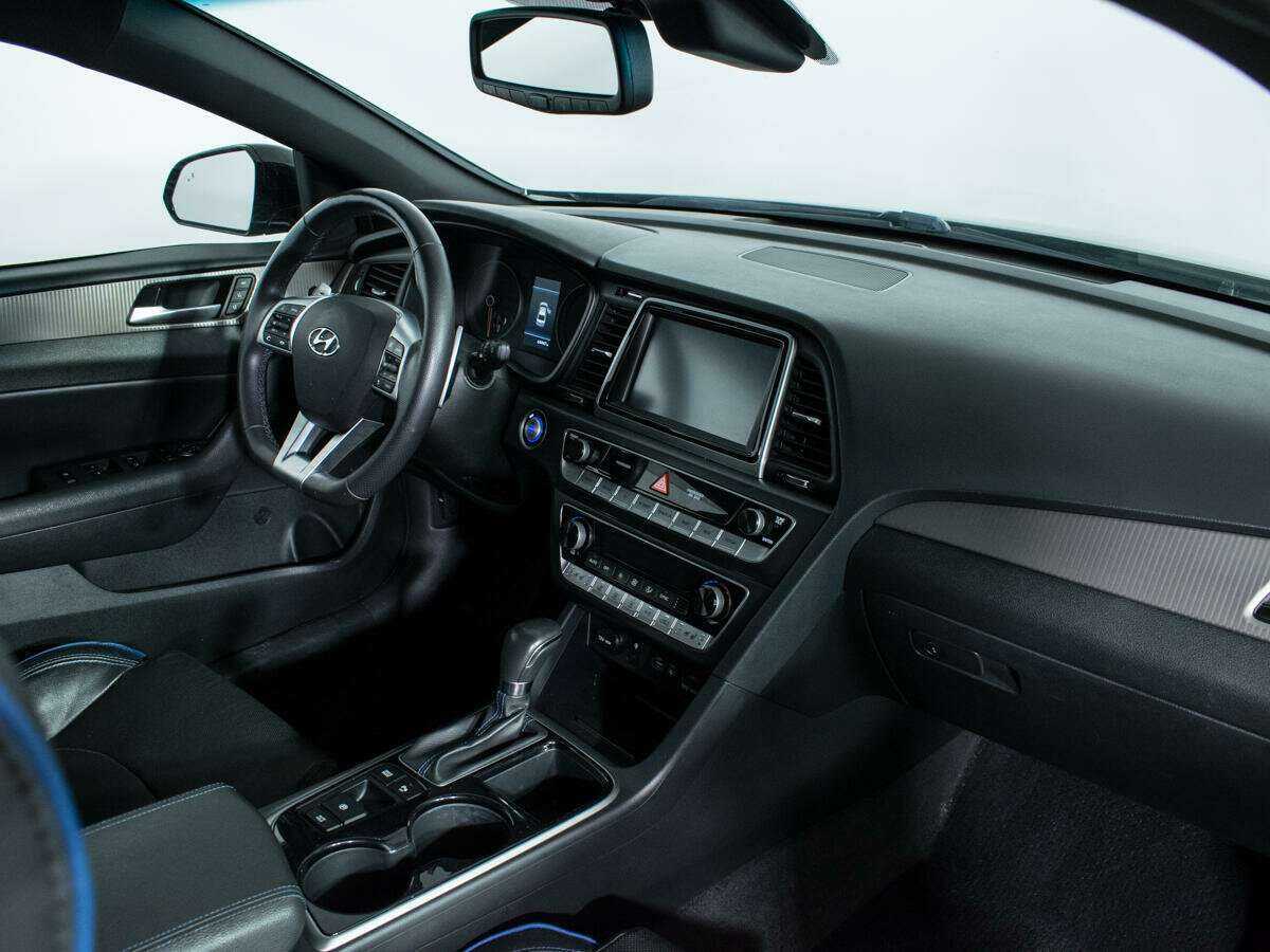 Hyundai Sonata, 2018 Фото №9