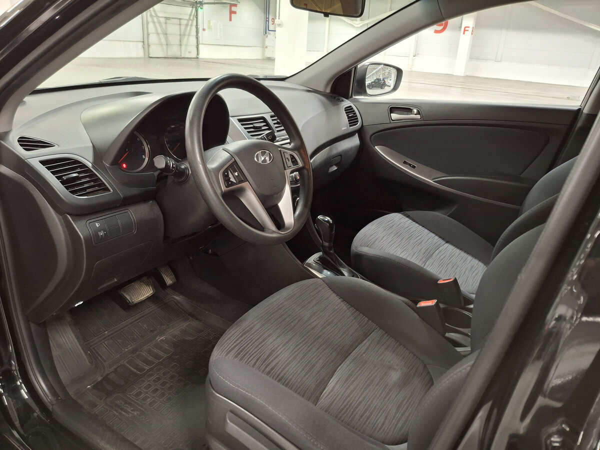 Hyundai Solaris I Рестайлинг, 2015 Фото №16