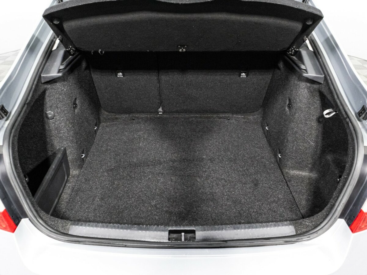 Skoda Octavia III (A7) Рестайлинг, 2020 Фото №17