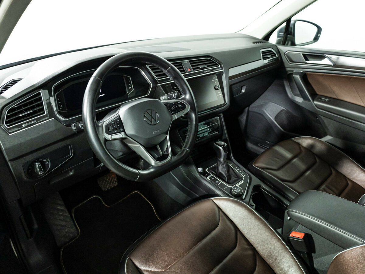 Volkswagen Tiguan II Рестайлинг, 2020 Фото №10