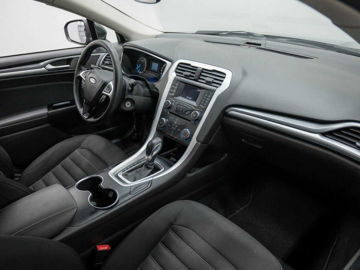 Ford Mondeo, 2017 Фото №7