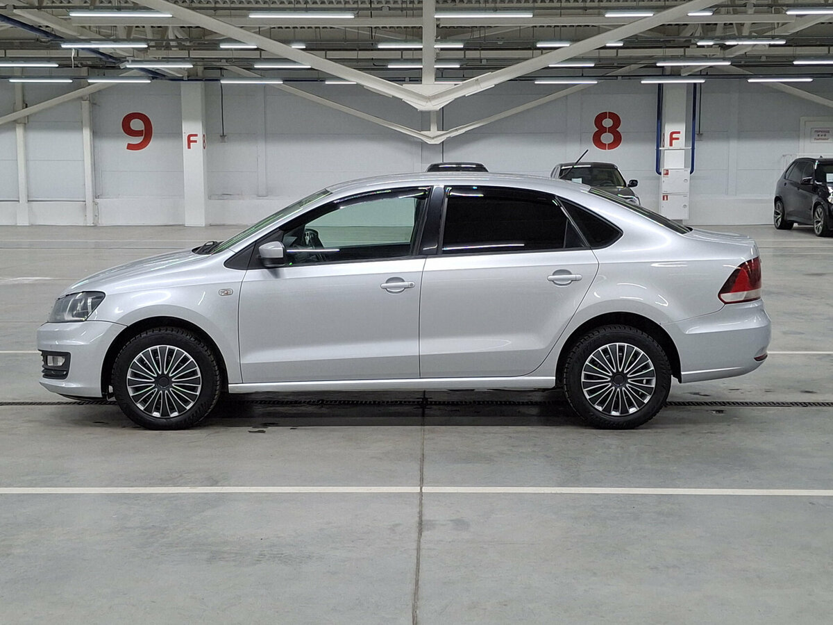 Volkswagen Polo V Рестайлинг, 2015 Фото №8