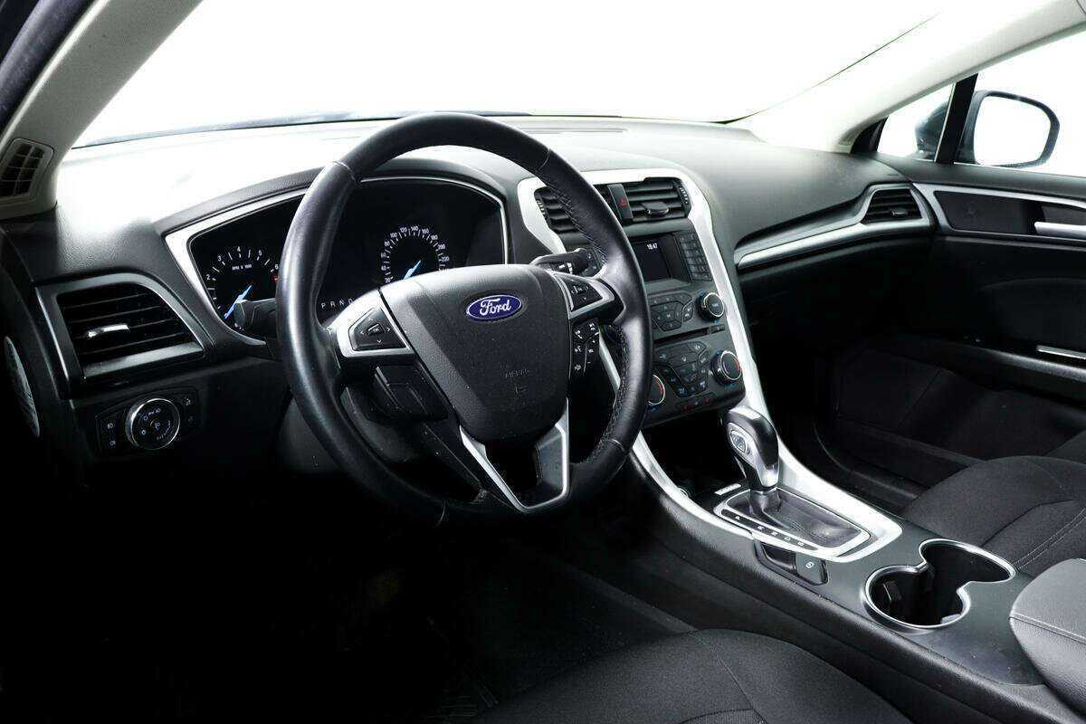 Ford Mondeo, 2019 Фото №13