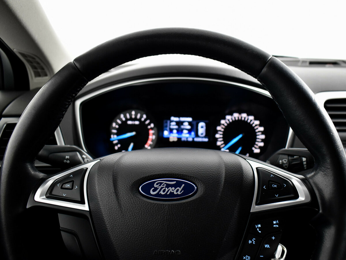 Ford Mondeo V, 2017 Фото №15