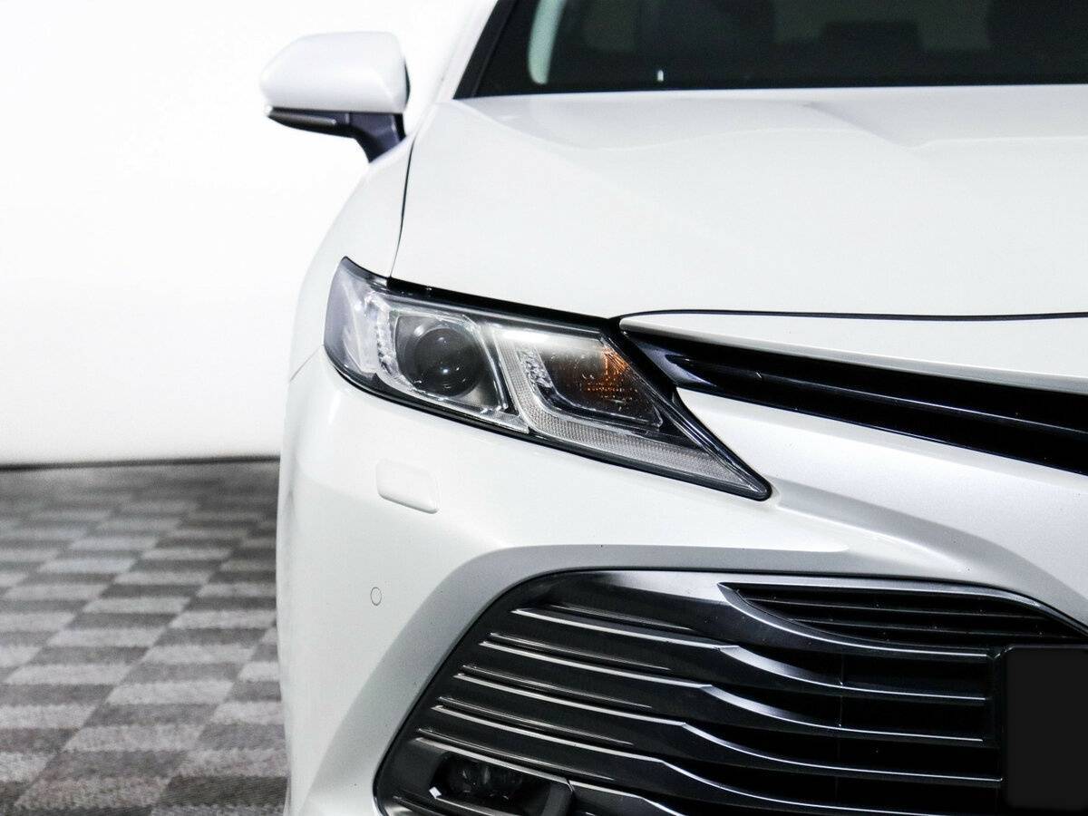 Toyota Camry, 2021 Фото №18