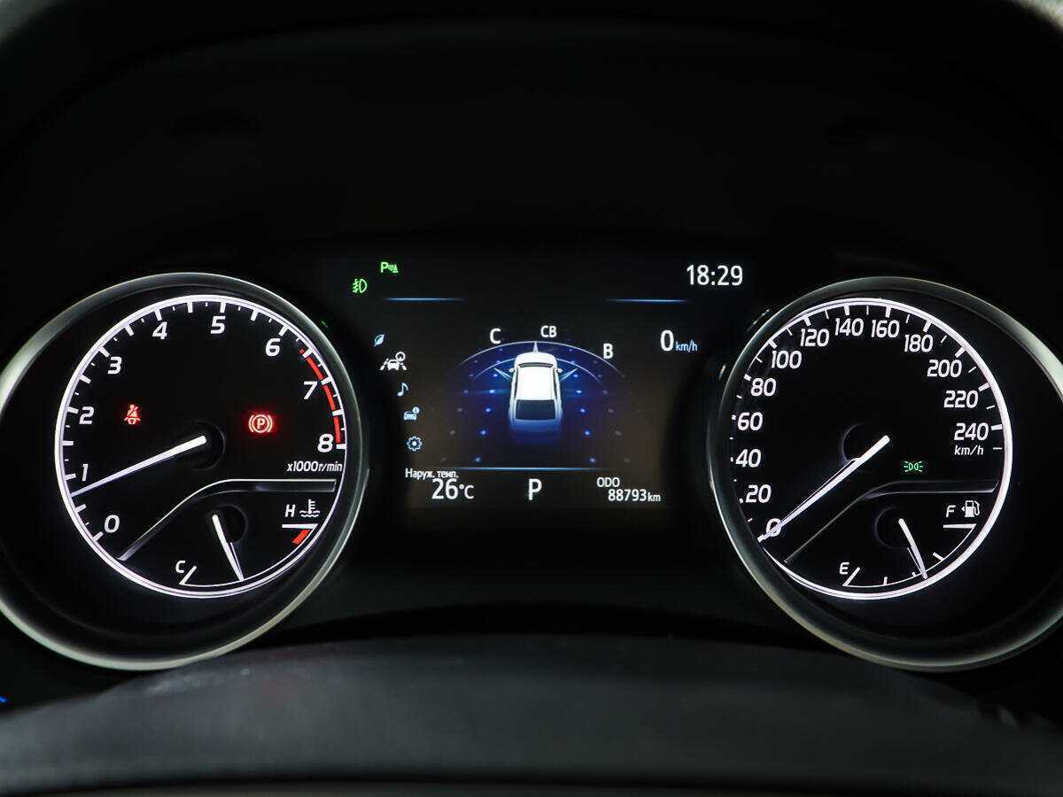 Toyota Camry, 2020 Фото №14