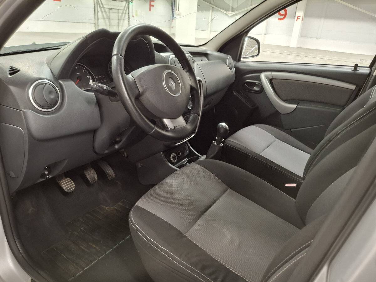 Renault Duster I, 2012 Фото №16