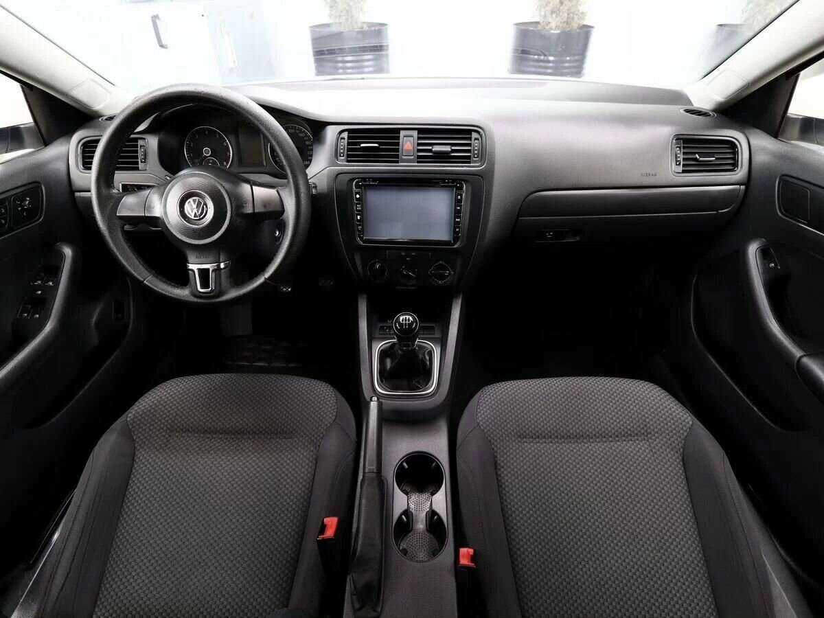 Volkswagen Jetta, 2013 Фото №9