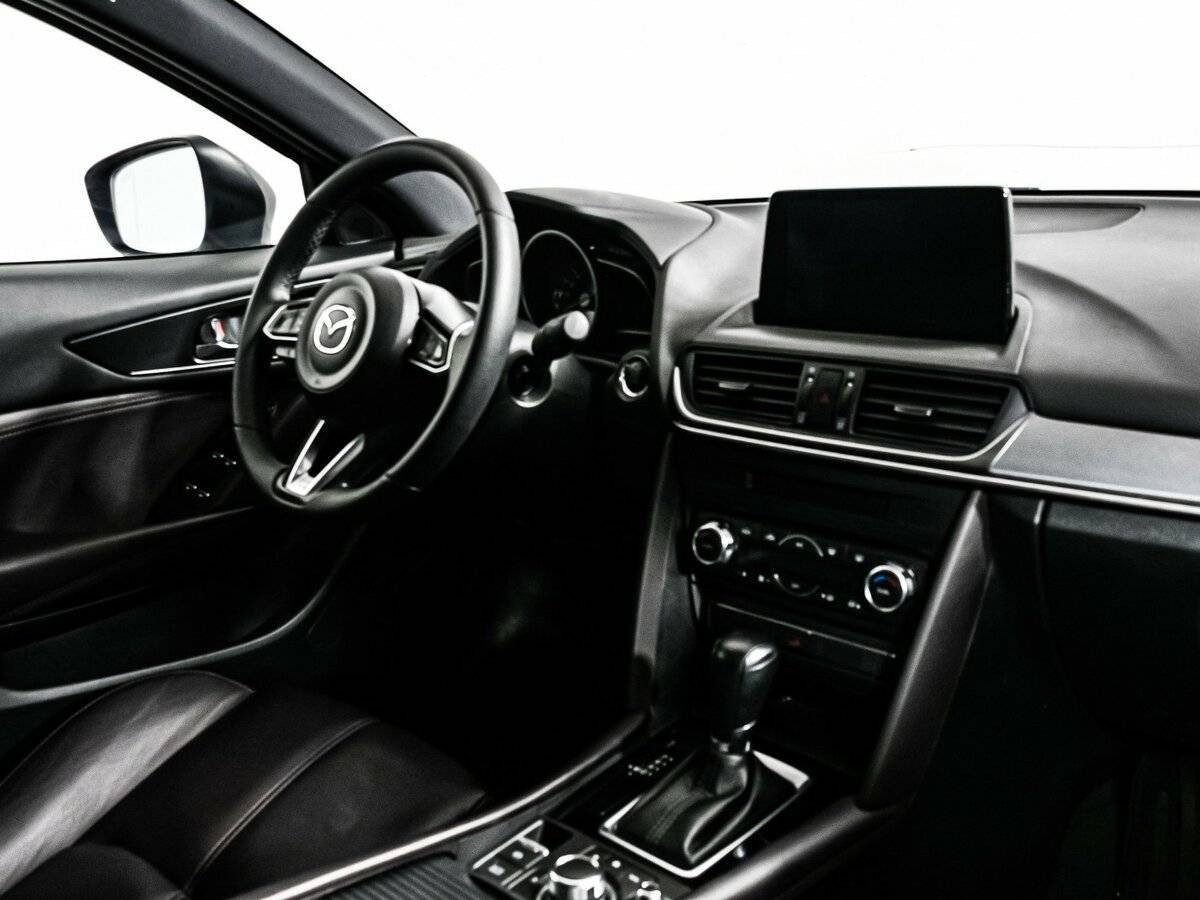 Mazda CX-4, 2023 Фото №9