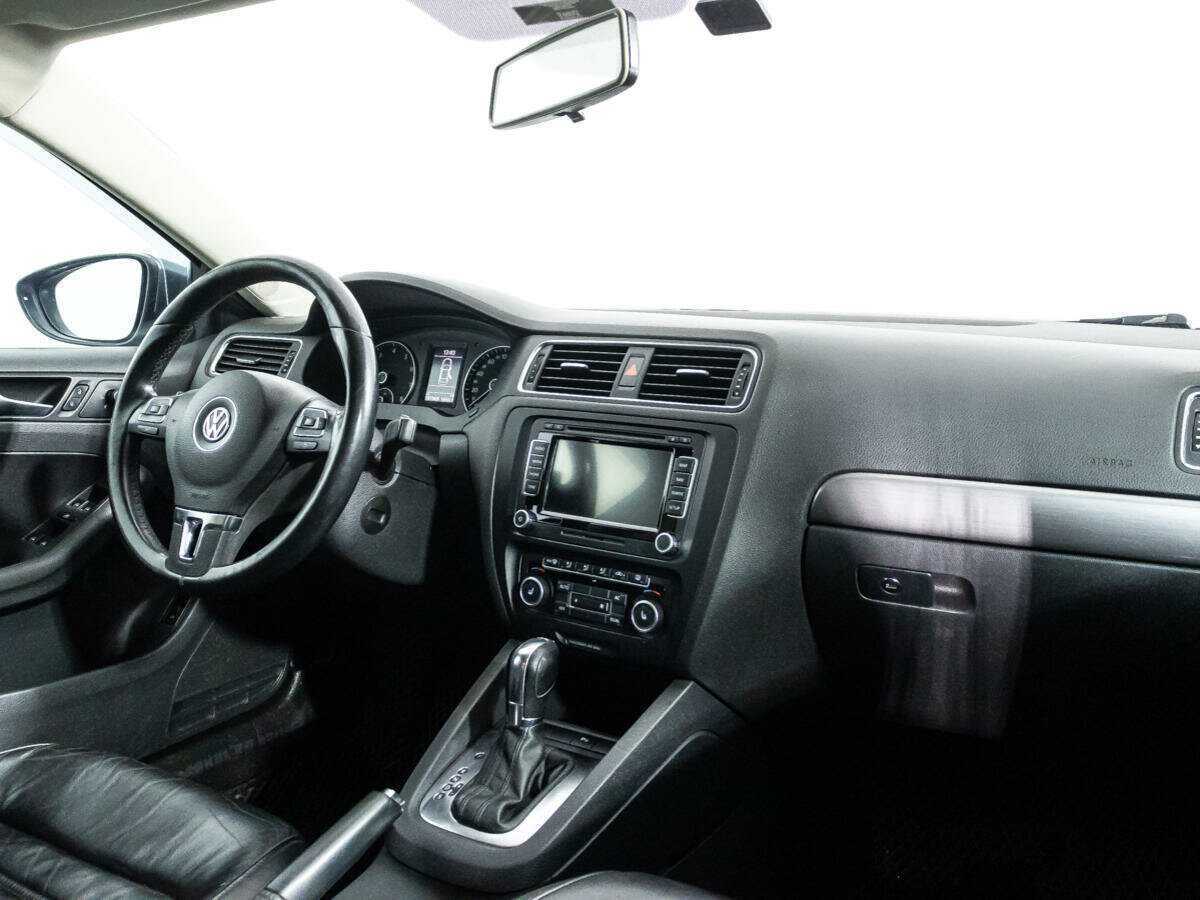 Volkswagen Jetta, 2012 Фото №9