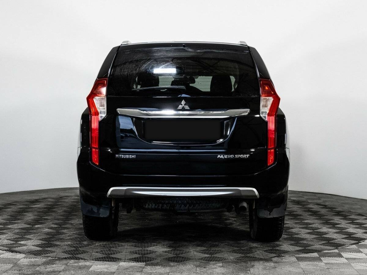 Mitsubishi Pajero Sport, 2018 Фото №6