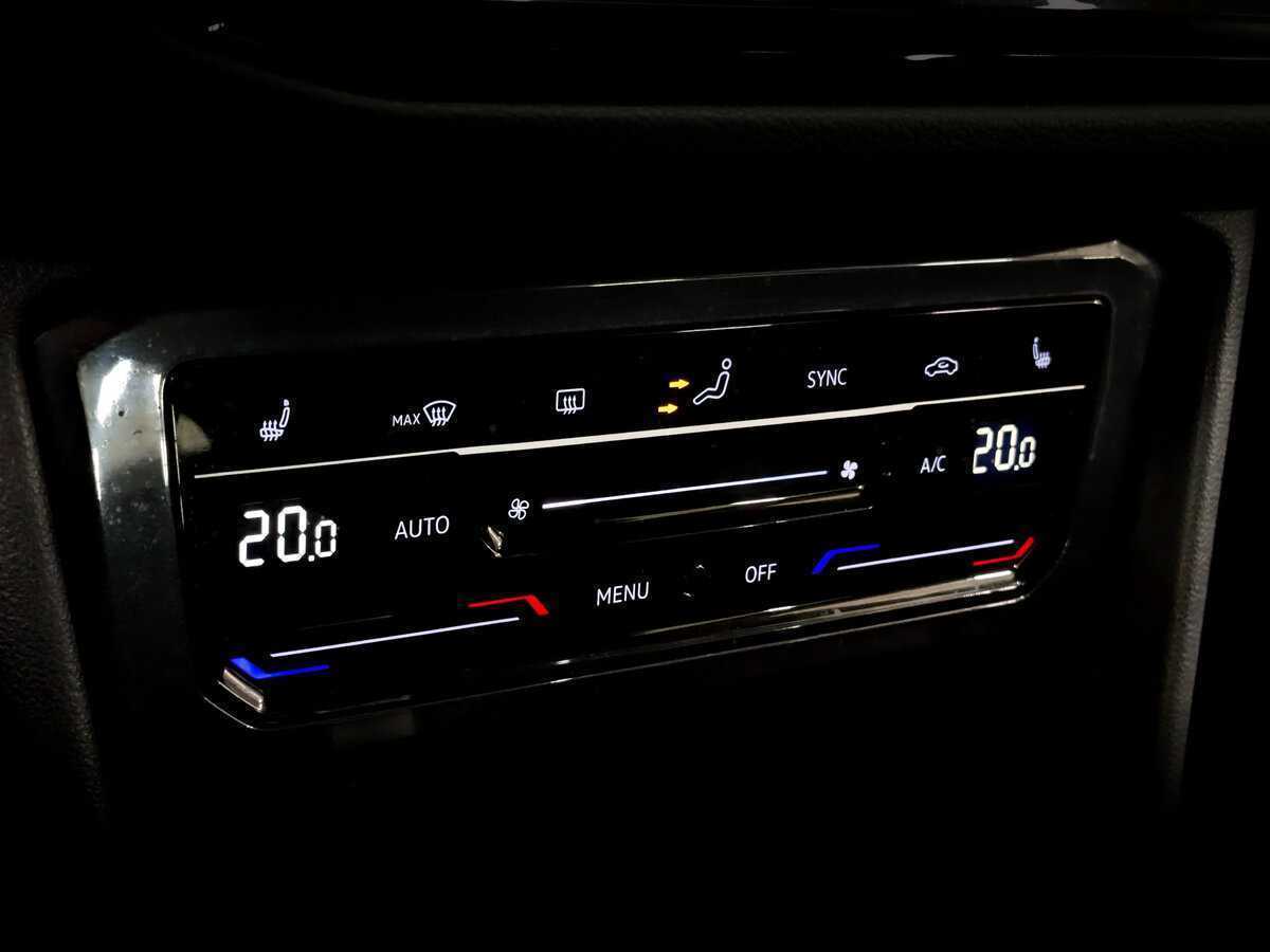 Volkswagen Tiguan, 2021 Фото №25