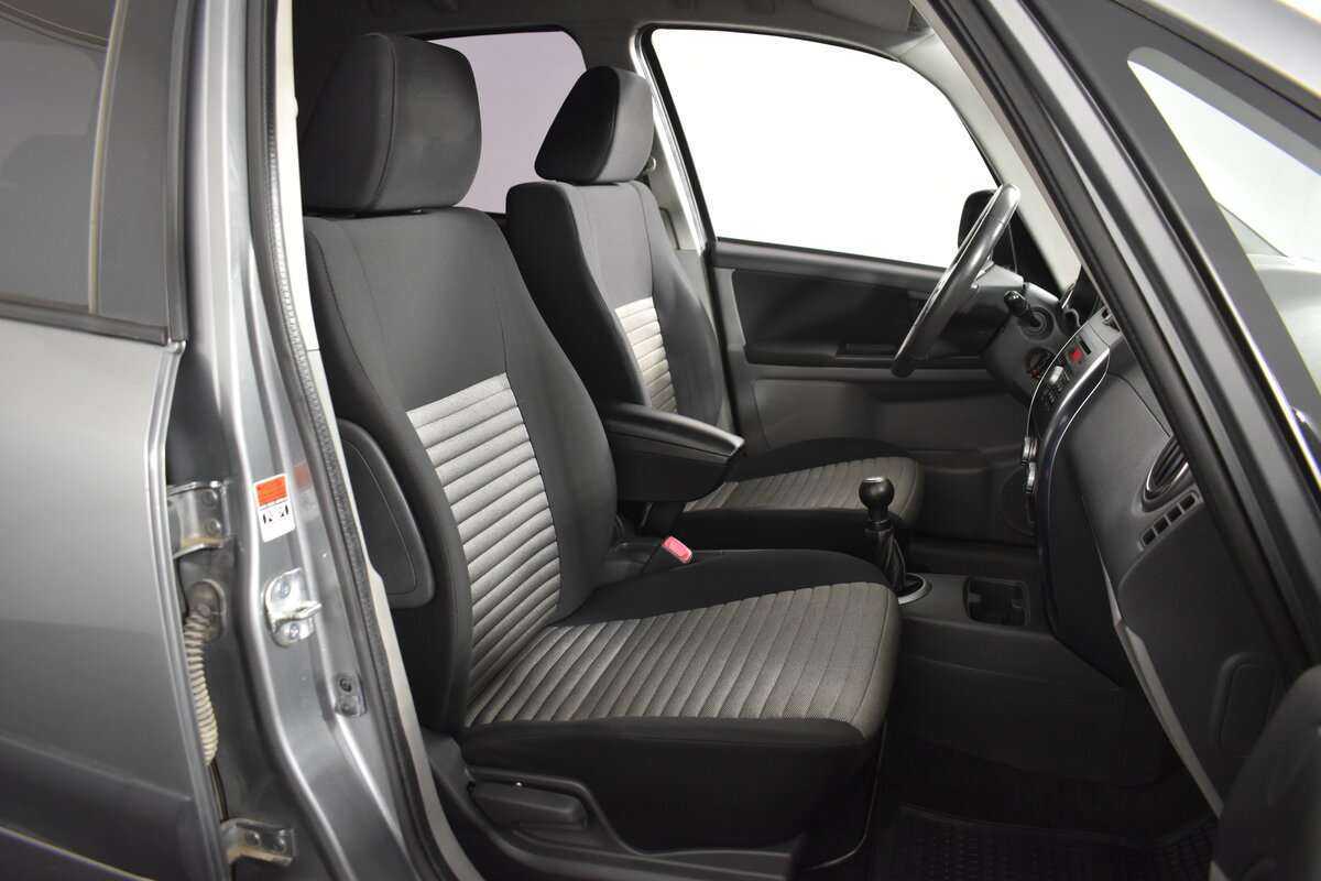 Suzuki SX4, 2013 Фото №8