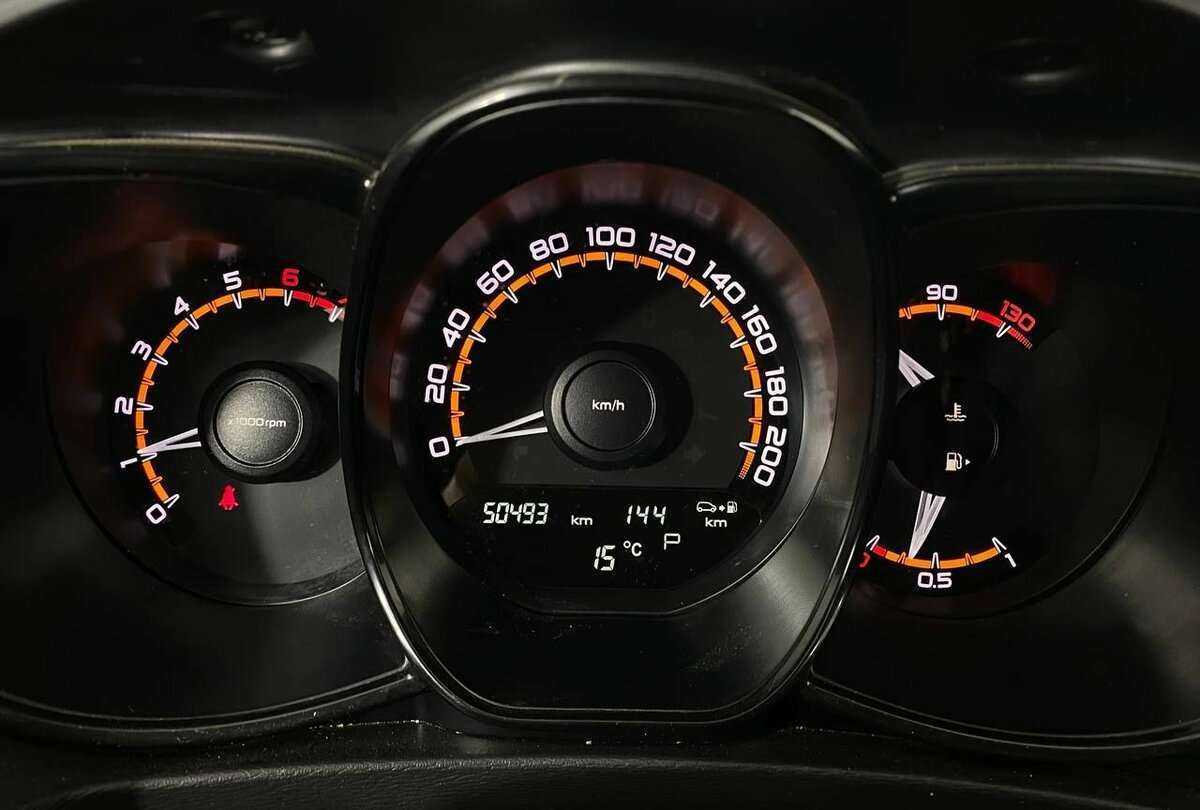 Lada (ВАЗ) Vesta SW, 2021 Фото №10