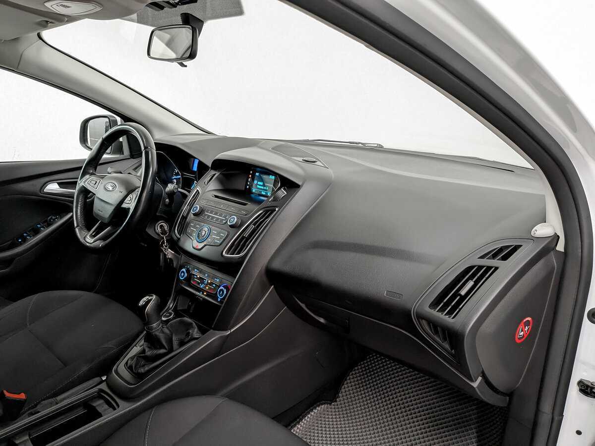Ford Focus, 2015 Фото №11