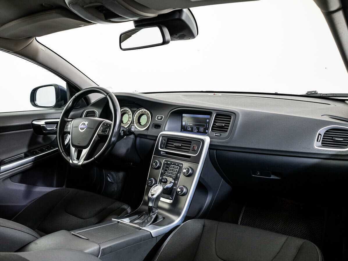 Volvo V60, 2012 Фото №9
