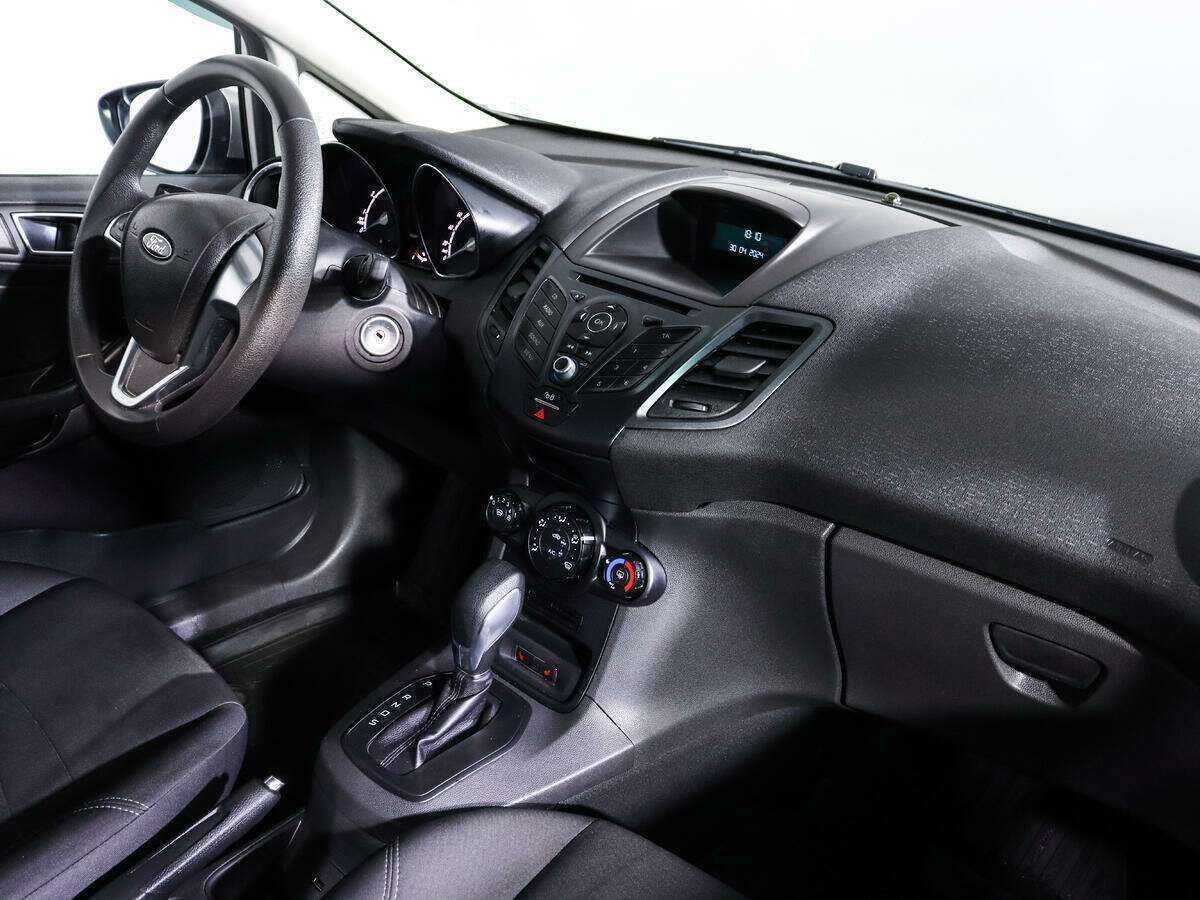 Ford Fiesta, 2017 Фото №9
