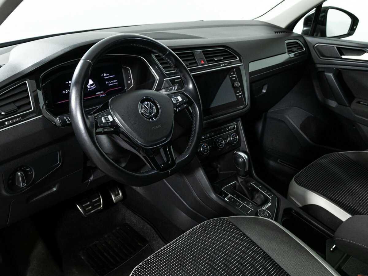 Volkswagen Tiguan, 2019 Фото №11