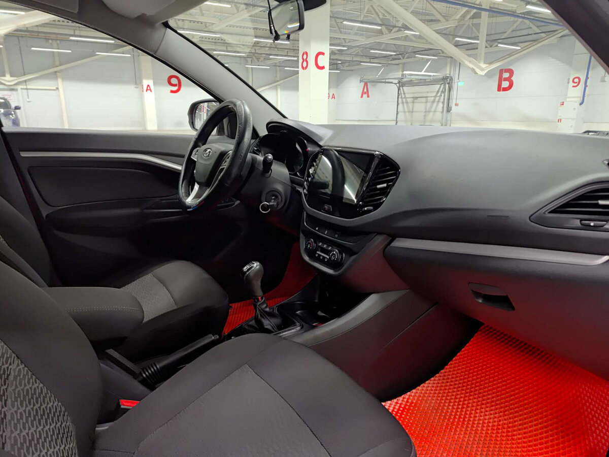 Lada (ВАЗ) Vesta SW I, 2018 Фото №11