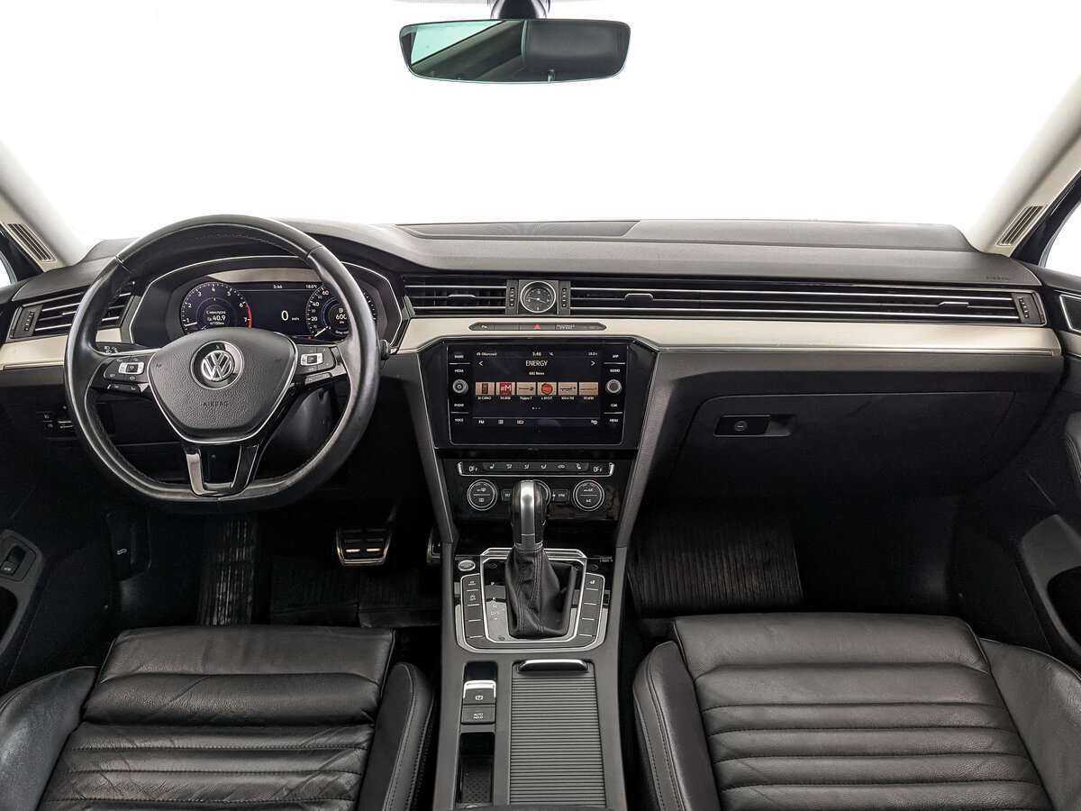 Volkswagen Passat, 2019 Фото №10