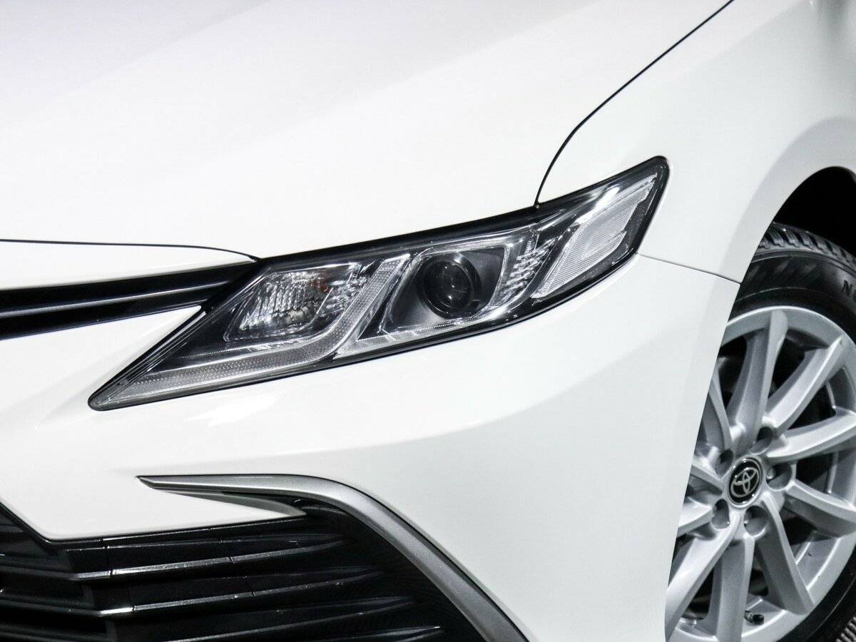 Toyota Camry, 2021 Фото №13