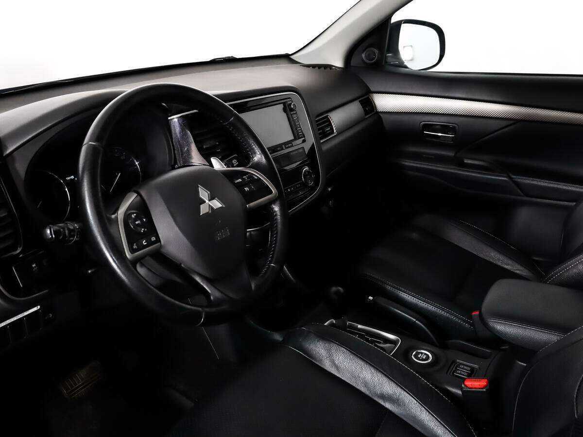 Mitsubishi Outlander, 2014 Фото №12